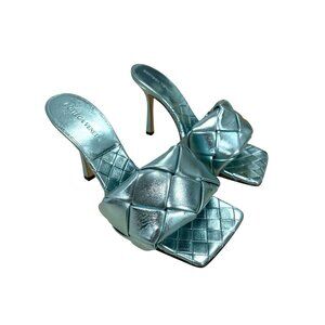 New Bottega Veneta $1500 Lido Icy Moon Blue Quilted Leather Heeled Mule Shoes 38